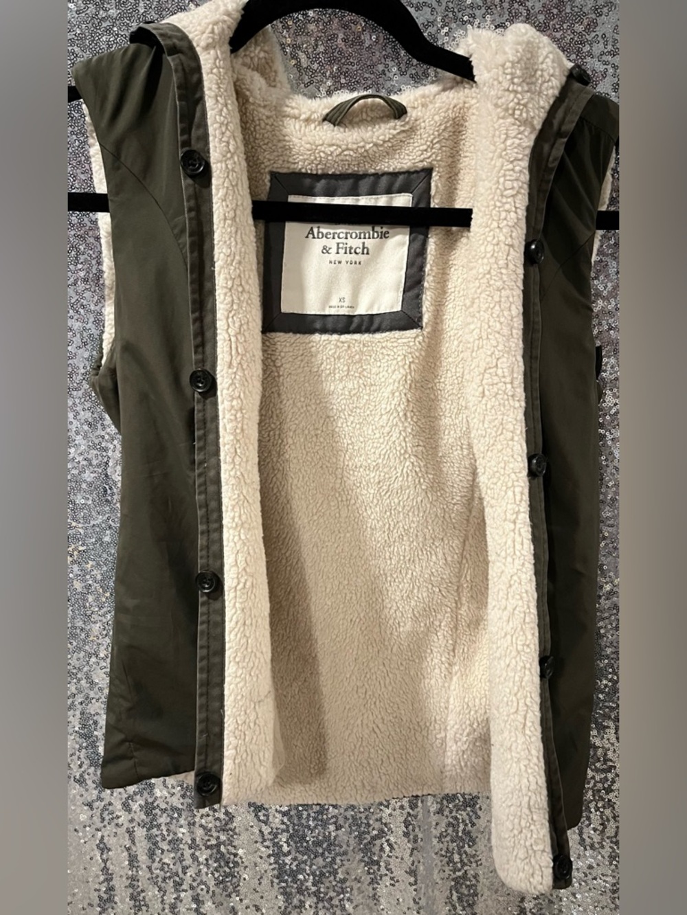 Abercrombie & Fitch Olive Green Jacket with Cream Sherpa Lining